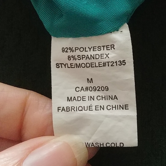 2/$16 CLEO ¾ SLEEVE & SLEEVELESS TOP - Picture 15 of 15